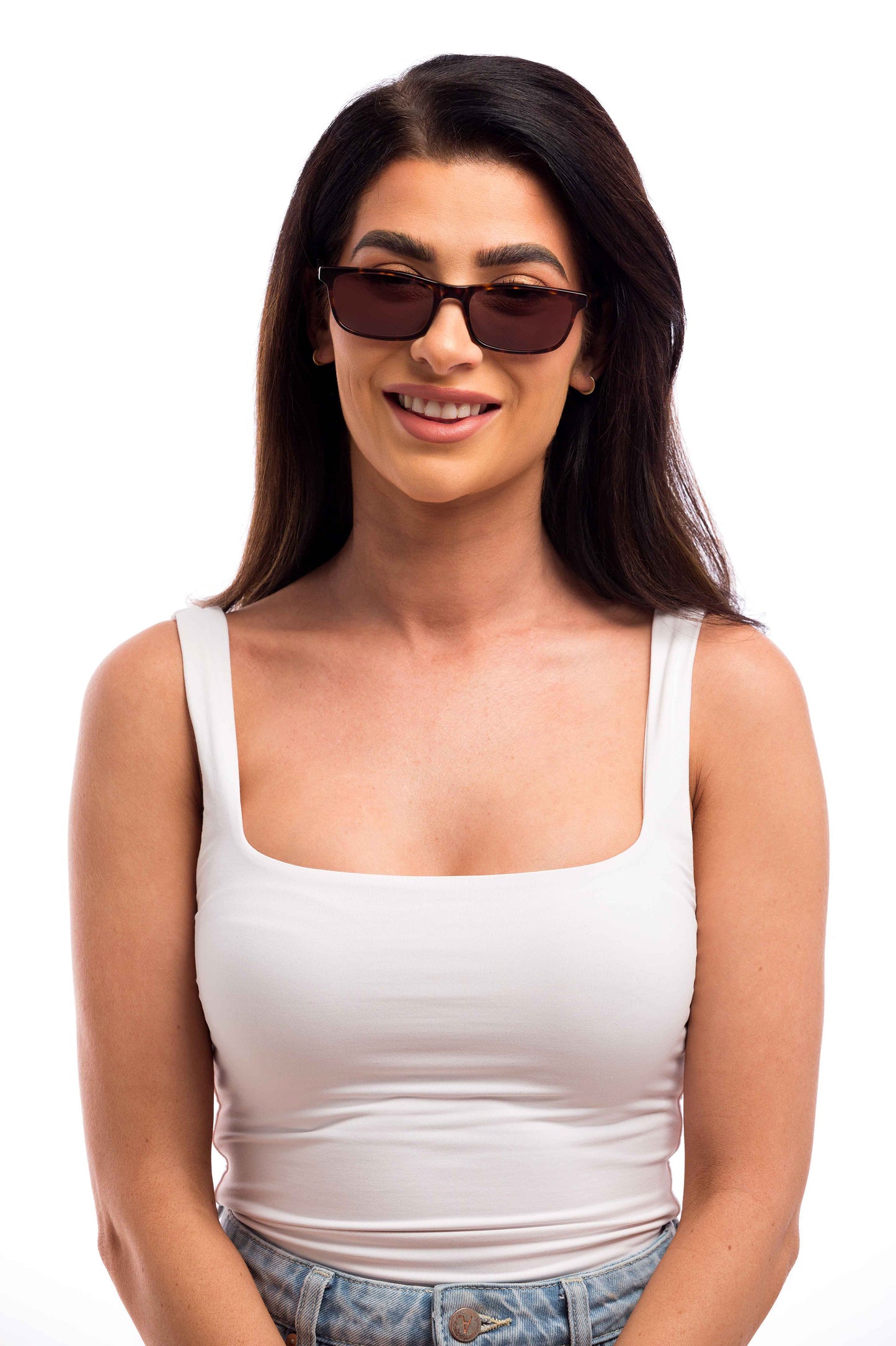 Woman Wearing Tortoise Shell Sunglasses Prescription (Brown)
