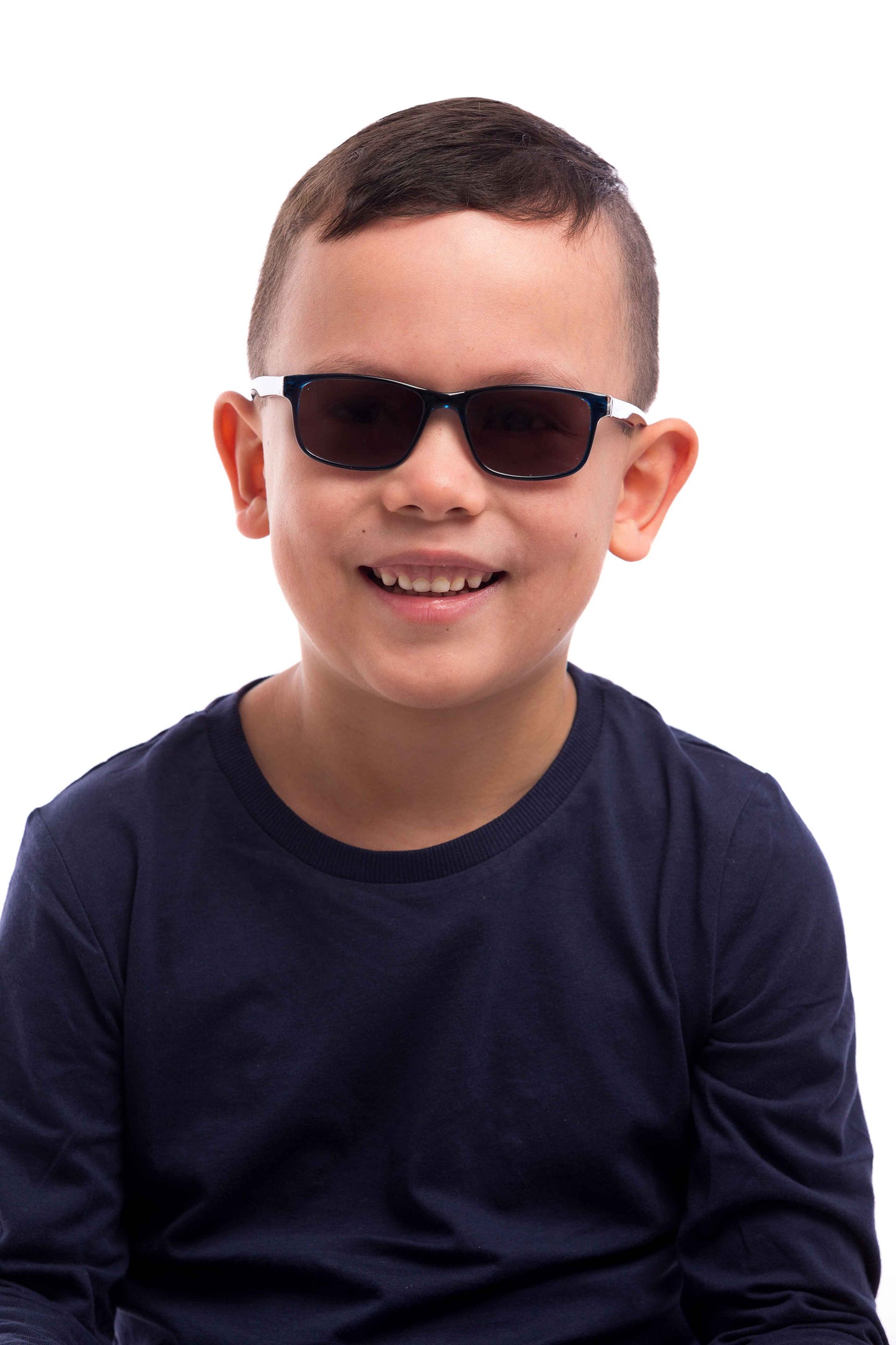 Boy Wearing Theo Kids Sunglasses Prescription (Grey)